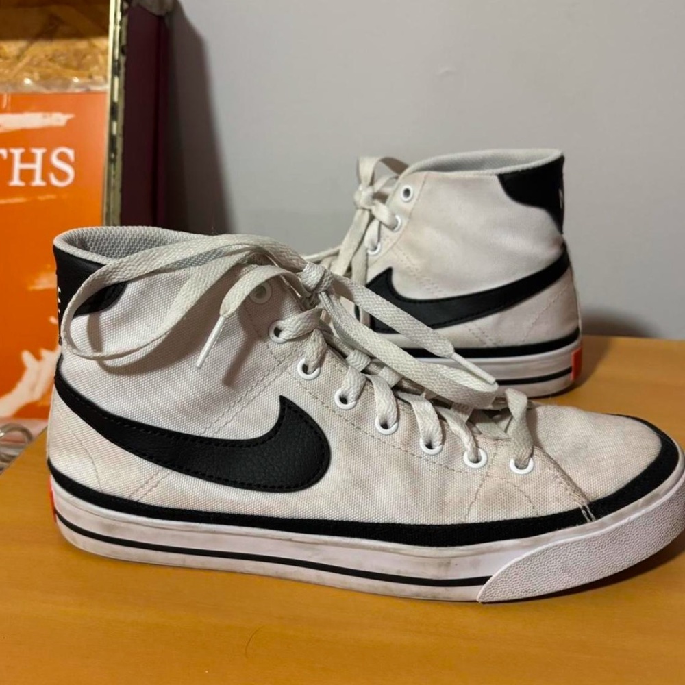Nike court legacy mid high-top sneakers, women’s size 8